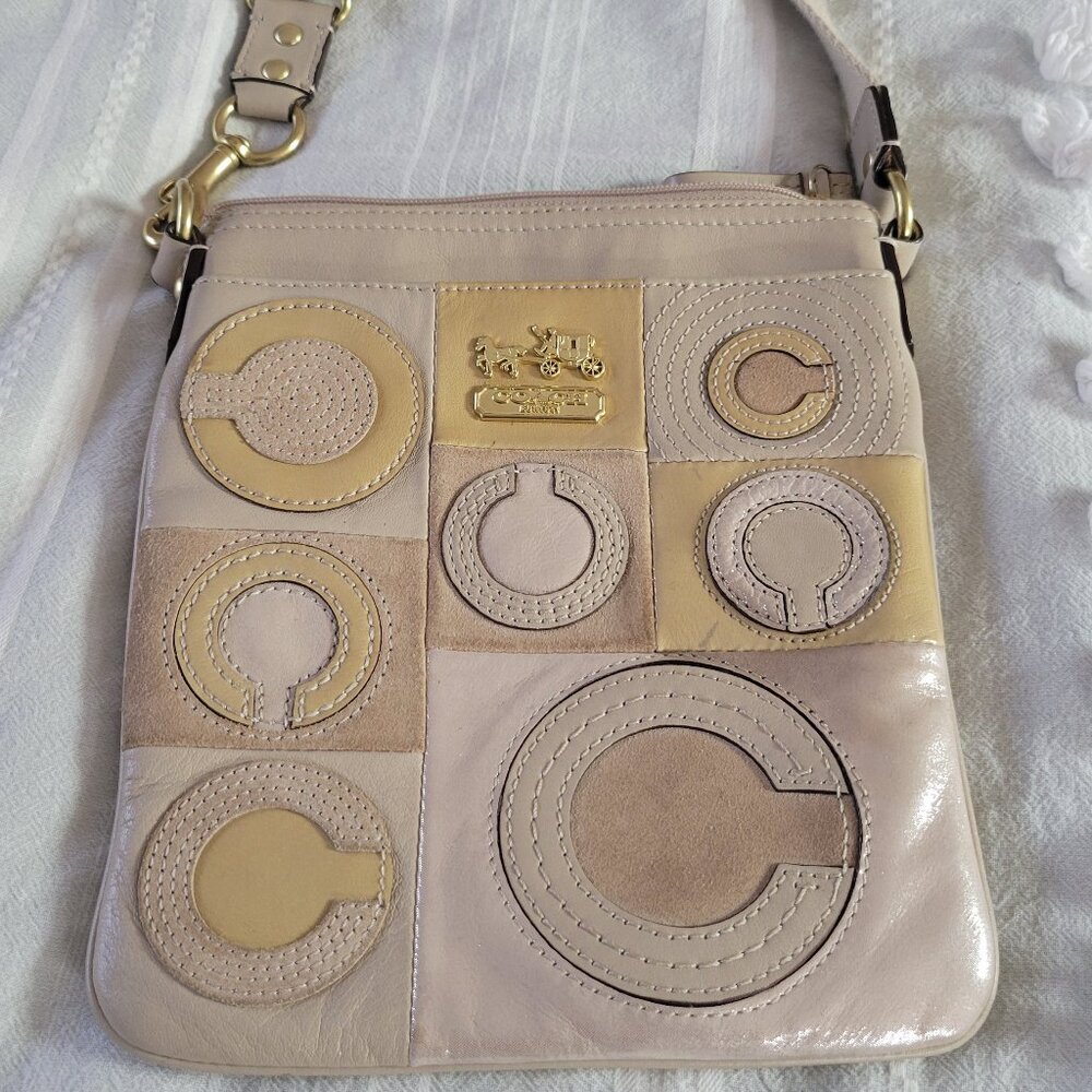Authentic Coach Op Art Patchwork Leather Swingpac… - image 1